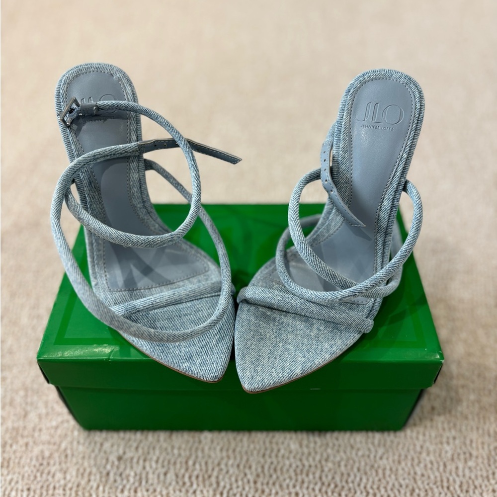 Jennifer Lopez JLO - X Revolve Star Sandal